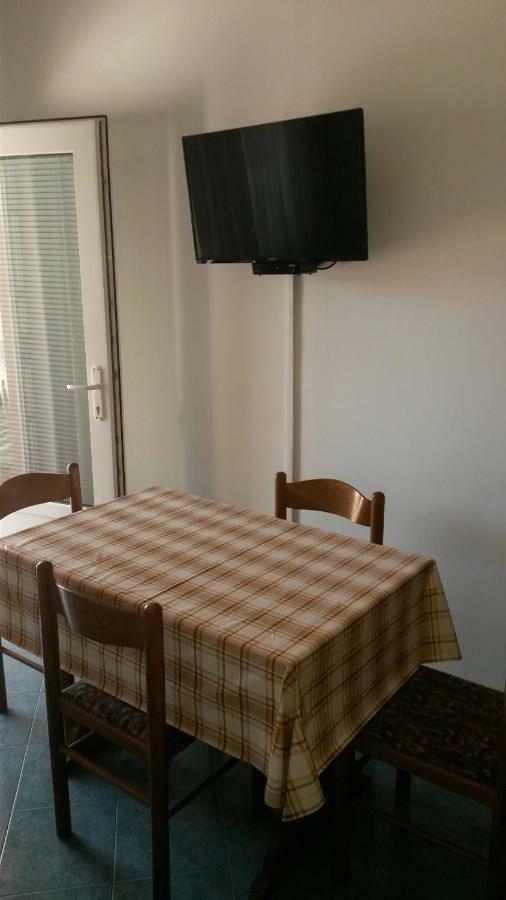 Apartments Tonka Primošten Εξωτερικό φωτογραφία